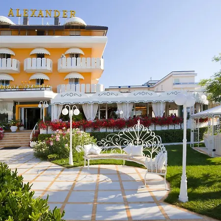 Alexander Hotel 3*