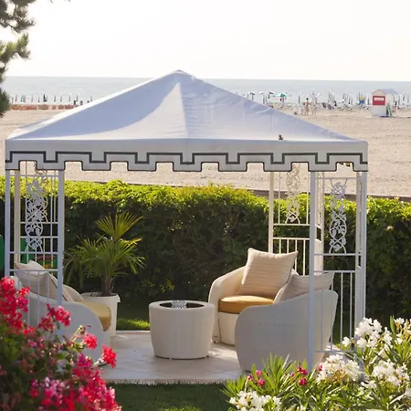 Hotel Alexander 3*