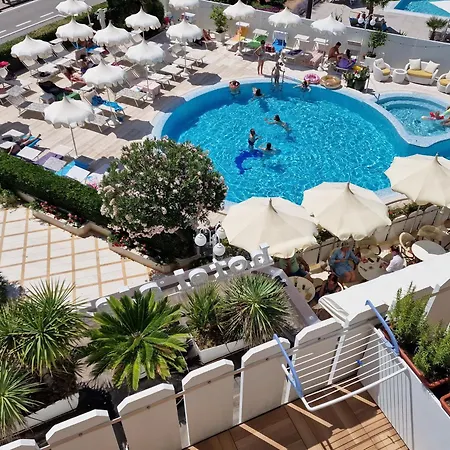 Alexander 3*